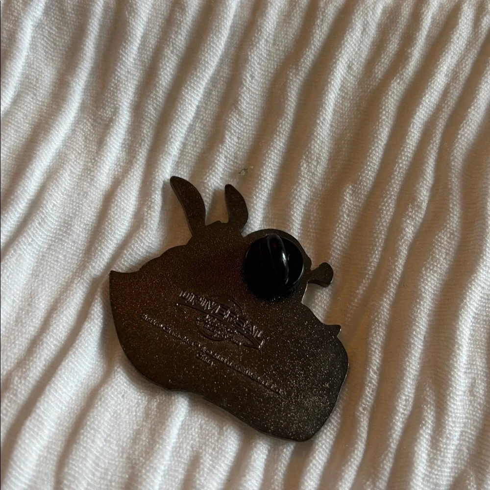Universal Studios 2005 Shrek and Donkey vintage rare collectable pin - Picture 4 of 9